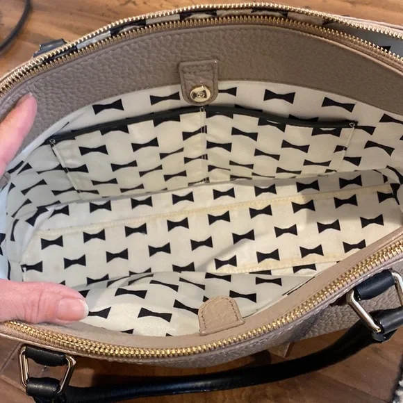 COPY - Kate Spade pebble embossed tote - Picture 8 of 9